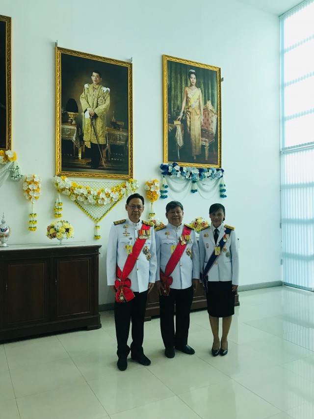 564051EF-D498-4647-968D-B7522584CAEF